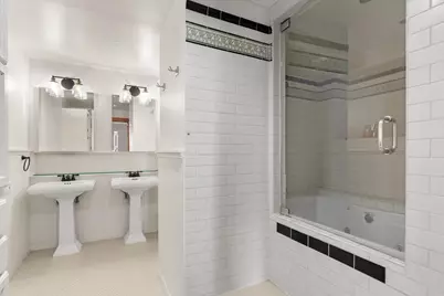 40 E 9th Street #1205, Chicago, IL 60605 - Photo 16