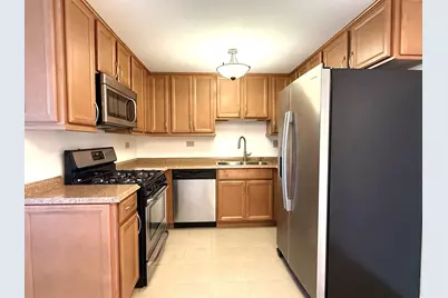 206 Barcliffe Lane #206, Schaumburg, IL 60194 - Photo 6