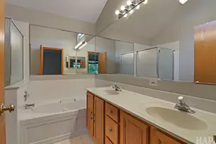 1091 S Normandy Rd, Waukegan, IL 60085 - Photo 20