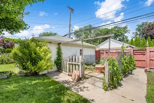 6209 N Caldwell Ave, Chicago, IL 60646 - Photo 22