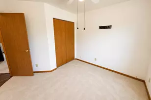 107 King Henry Rd, Poplar Grove, IL 61065 - Photo 18