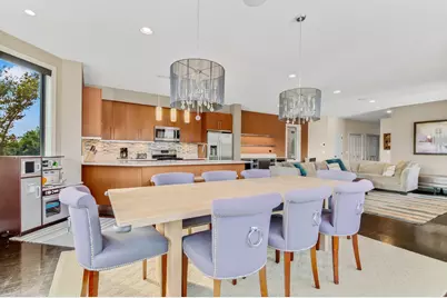 1500 W Huron Street #C, Chicago, IL 60642 - Photo 4
