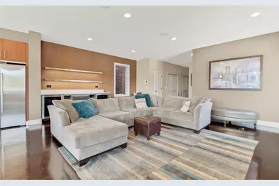 1500 W Huron Street #C, Chicago, IL 60642 - Photo 10
