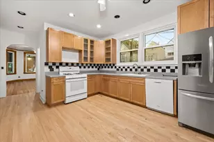3650 W Oakdale Ave, Chicago, IL 60618 - Photo 18
