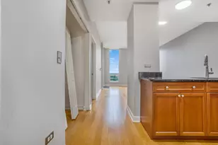 1400 S Michigan Ave, Chicago, IL 60605 - Photo 4