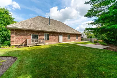 1017 W Park Avenue #B, Libertyville, IL 60048 - Photo 10