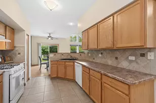 14908 W Victoria Crossing, Lockport, IL 60441 - Photo 10