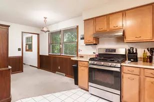 2212 Silverthorn Dr, Rockford, IL 61107 - Photo 22