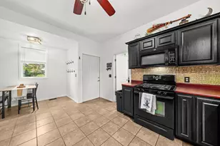 300 N 4th St, Oregon, IL 61061 - Photo 12