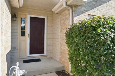 306 Conley Drive, Elburn, IL 60119 - Photo 2