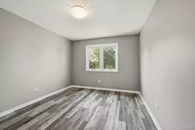 306 Conley Drive, Elburn, IL 60119 - Photo 16
