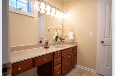 2307 Catherine Street, Northbrook, IL 60062 - Photo 14