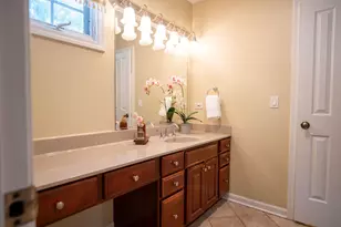 2307 Catherine St, Northbrook, IL 60062 - Photo 14