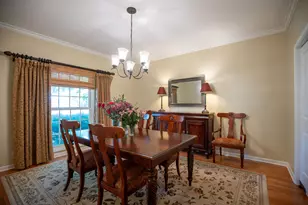 2307 Catherine St, Northbrook, IL 60062 - Photo 8