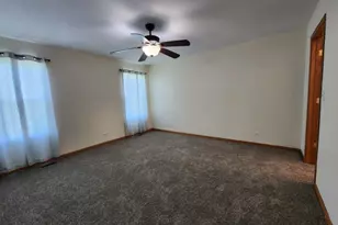1804 Parkside Dr, Shorewood, IL 60404 - Photo 10