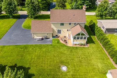 22205 W Pineview Drive, Antioch, IL 60002 - Photo 36