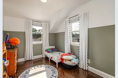 9619 S Albany Avenue, Evergreen Park, IL 60805 - Photo 12