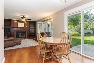 3205 Dorset Ct, Bloomington, IL 61704 - Photo 12
