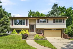 18W108 71st St, Darien, IL 60561 - Photo 1