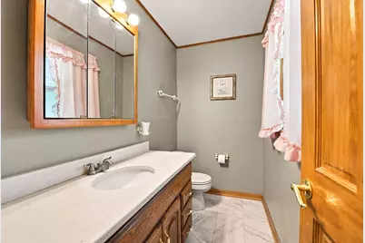 18W108 71st Street, Darien, IL 60561 - Photo 18