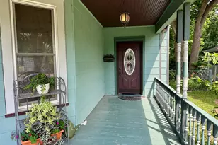 225 Hoy Ave, Woodstock, IL 60098 - Photo 4