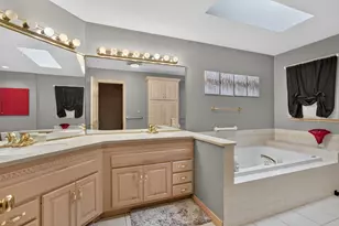 2519 Reynolds Manor Dr, Ottawa, IL 61350 - Photo 18
