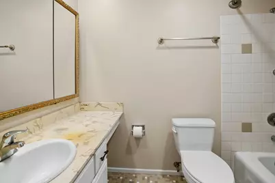 200 Lake Boulevard #428, Buffalo Grove, IL 60089 - Photo 16