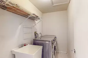 225 Columbia Ct, Schaumburg, IL 60193 - Photo 12