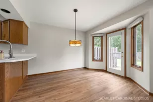 526 E Highland Ave, Villa Park, IL 60181 - Photo 6