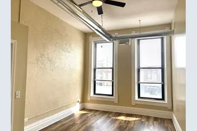 10 N State Street #Upper, Elgin, IL 60123 - Photo 10
