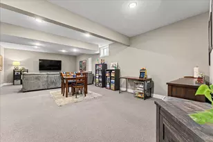 3402 Boulder Ridge Dr, Champaign, IL 61822 - Photo 32