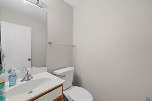 2636 Jenna Cir, Montgomery, IL 60538 - Photo 14