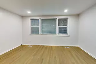 5142 Jarlath Ave, Skokie, IL 60077 - Photo 20