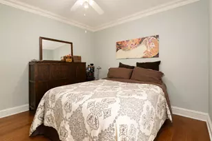 751 W Brompton Ave, Chicago, IL 60657 - Photo 8