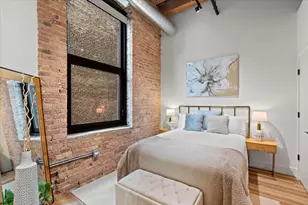 153 W Ohio St, Chicago, IL 60654 - Photo 6