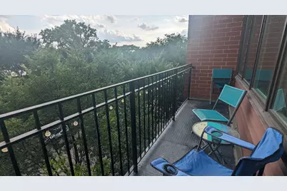 1738 W Belmont Avenue #3F, Chicago, IL 60657 - Photo 20