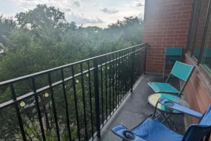 1738 W Belmont Ave, Chicago, IL 60657 - Photo 20