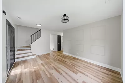 527 Alton Court, Carol Stream, IL 60188 - Photo 6