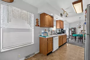 23025 Cog Hill Dr, Frankfort, IL 60423 - Photo 8