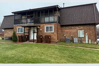 1020 9th Street #4, Harvard, IL 60033 - Photo 4