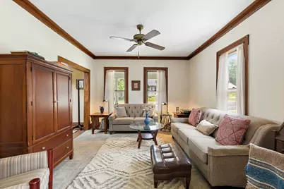 512 Barrington Avenue, East Dundee, IL 60118 - Photo 6