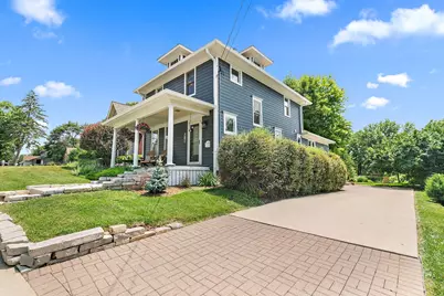 512 Barrington Avenue, East Dundee, IL 60118 - Photo 2