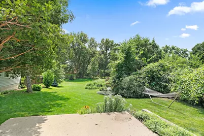 512 Barrington Avenue, East Dundee, IL 60118 - Photo 34