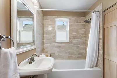 512 Barrington Avenue, East Dundee, IL 60118 - Photo 12