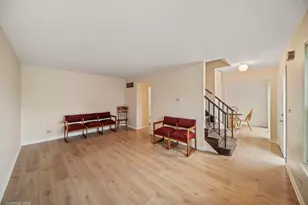 7318 Winthrop Way, Downers Grove, IL 60516 - Photo 6
