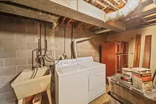 7318 Winthrop Way, Downers Grove, IL 60516 - Photo 16