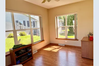 2 Suffolk Way, Grayslake, IL 60030 - Photo 18