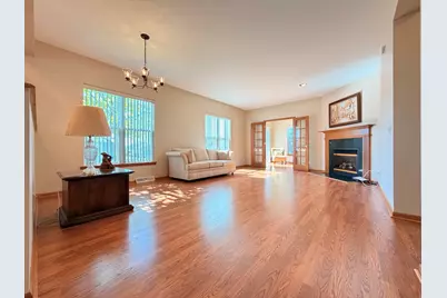 2 Suffolk Way, Grayslake, IL 60030 - Photo 8
