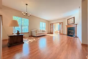 2 Suffolk Way, Grayslake, IL 60030 - Photo 8