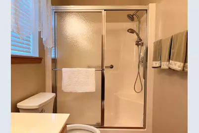 2 Suffolk Way, Grayslake, IL 60030 - Photo 12